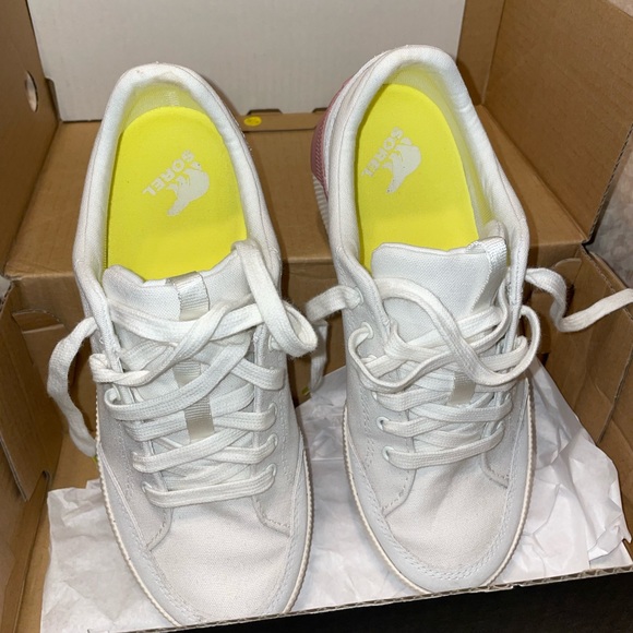 Sorel Out N About Classic Sneaker - Picture 2 of 5